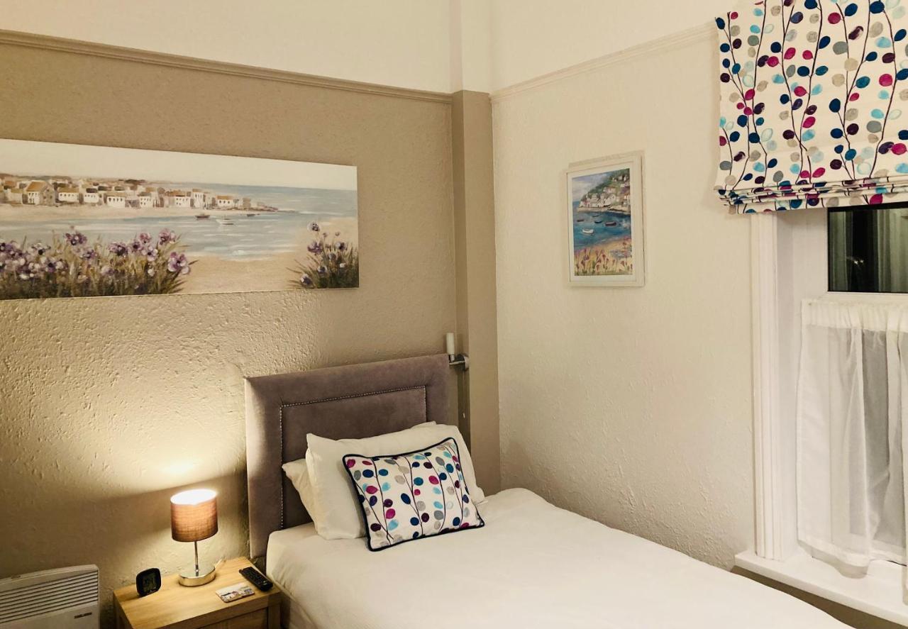 The Wentworth Guest House Paignton Εξωτερικό φωτογραφία